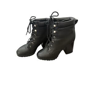 Madden Girl Leon lace up chunky sole wedge boots size 9 NWOB